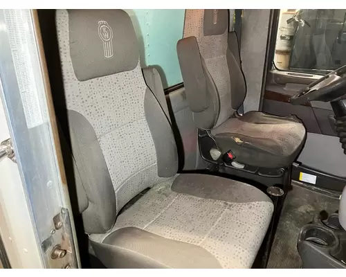Seat, Front Kenworth T370 Vander Haags Inc Sf