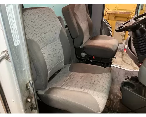 Seat, Front Kenworth T370 Vander Haags Inc Sf