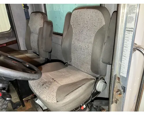 Kenworth T370 Seat (non-Suspension)
