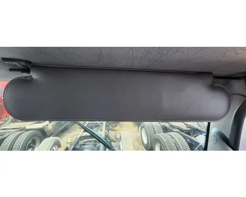 Kenworth T370 Sun Visor (External)
