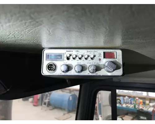 Kenworth T400 AV Equipment