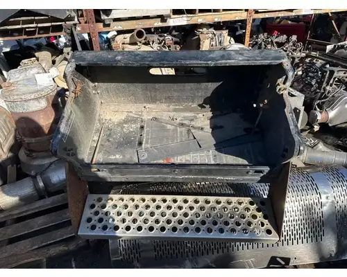 Battery Box Kenworth T400 Complete Recycling Group LLC
