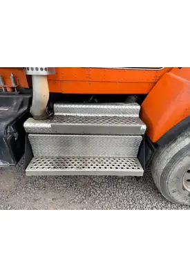 Kenworth T400 DPF (Diesel Particulate Filter)