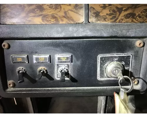 Kenworth T400 Dash Assembly