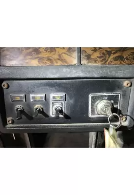 Kenworth T400 Dash Assembly