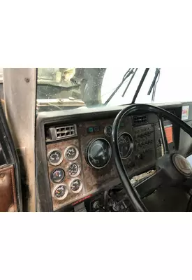 Kenworth T400 Dash Assembly