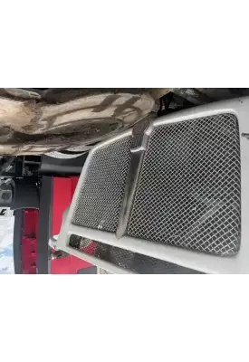 Kenworth T400 Grille