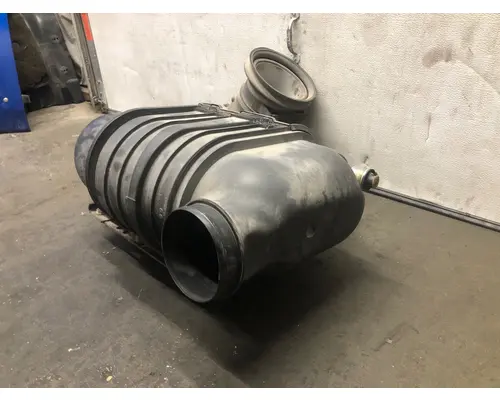 Kenworth T440 Air Cleaner