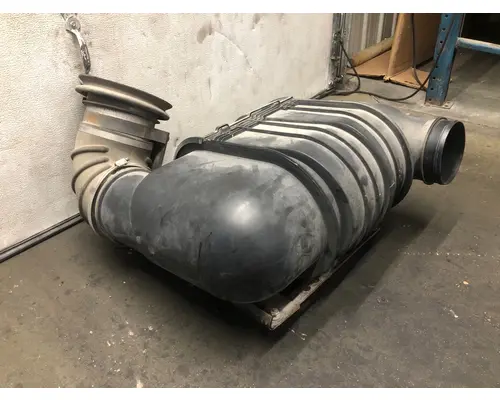 Kenworth T440 Air Cleaner