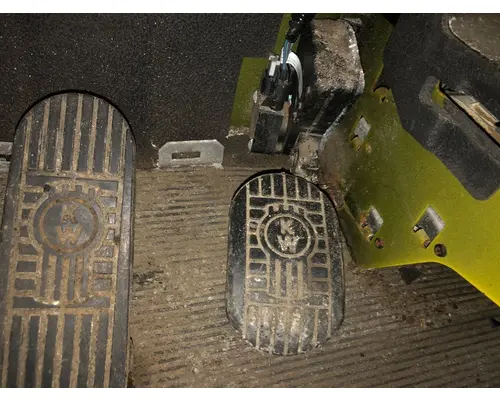 Kenworth T440 Body, Misc. Parts