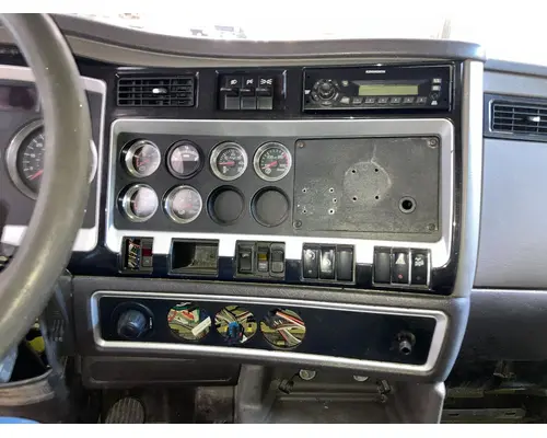 Kenworth T440 Dash Assembly