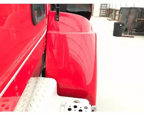 Kenworth T440 Fender