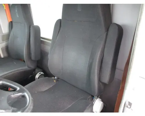 Seat, Front KENWORTH T440 LKQ Heavy Truck - Tampa