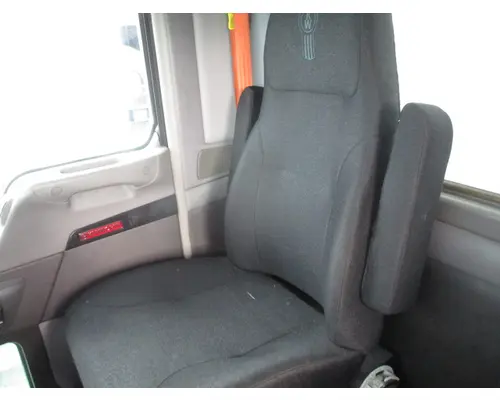 Seat, Front KENWORTH T440 LKQ Heavy Truck - Tampa