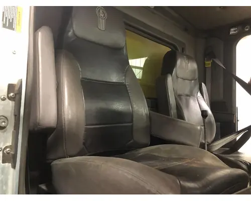 Seat, Front Kenworth T440 Vander Haags Inc WM