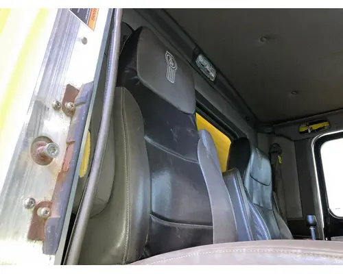 Seat, Front Kenworth T440 Vander Haags Inc WM