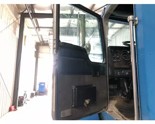 Kenworth T450 Cab Assembly