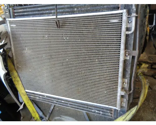 Air Conditioner Condenser KENWORTH T600_41009 Valley Heavy Equipment