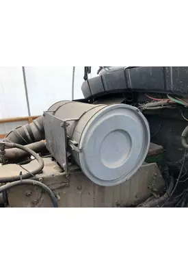 Kenworth T600 Air Cleaner