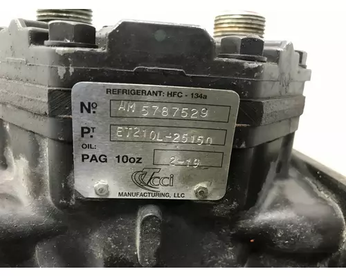 Kenworth T600 Air Conditioner Compressor