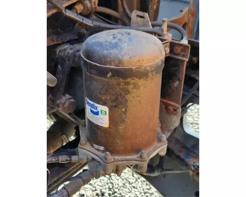Kenworth T600 Air Drier