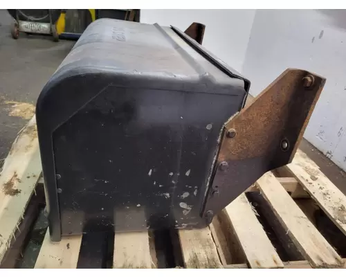 Kenworth T600 Battery Box