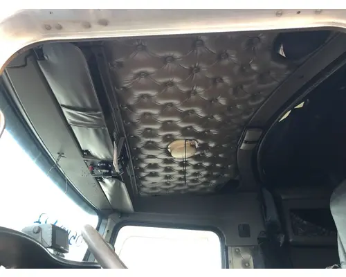 Kenworth T600 Body, Misc. Parts
