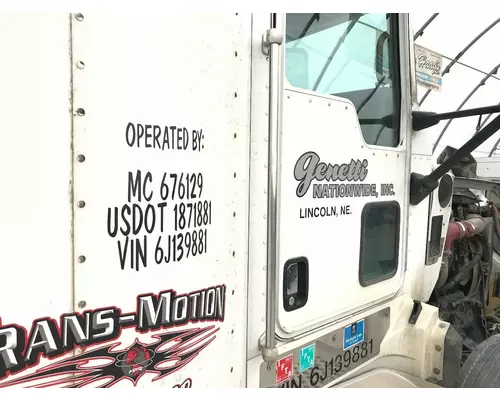 Kenworth T600 Body, Misc. Parts