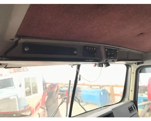 Kenworth T600 Body, Misc. Parts