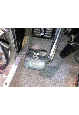 Kenworth T600 Body, Misc. Parts