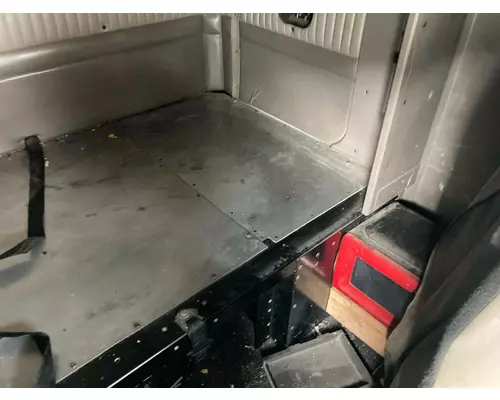 Kenworth T600 Cab Assembly