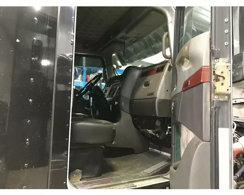 Kenworth T600 Cab Assembly