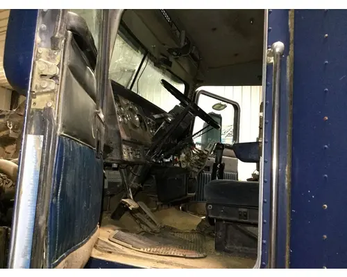 Kenworth T600 Cab Assembly