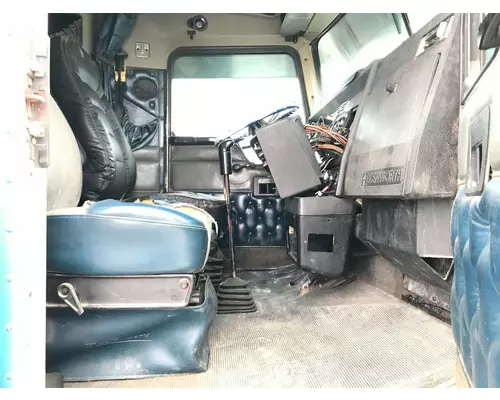 Kenworth T600 Cab Assembly