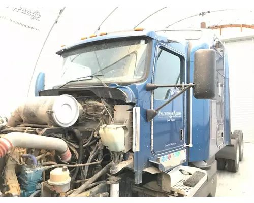 Kenworth T600 Cab Assembly