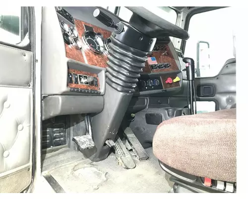 Kenworth T600 Cab Assembly