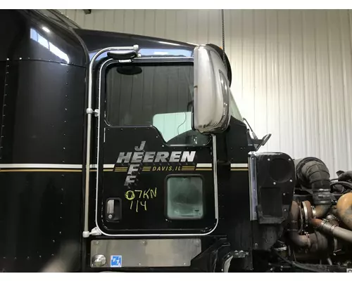 Kenworth T600 Cab Assembly