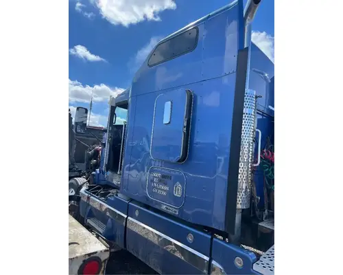 Kenworth T600 Cab