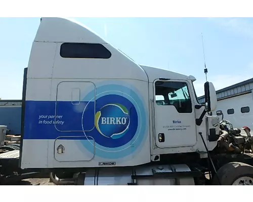 Cab KENWORTH T600 Sam's Riverside Truck Parts Inc