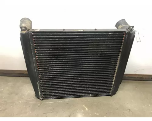 Kenworth T600 Charge Air Cooler (ATAAC)