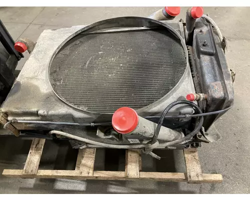 Kenworth T600 Cooling Assembly. (Rad., Cond., ATAAC)