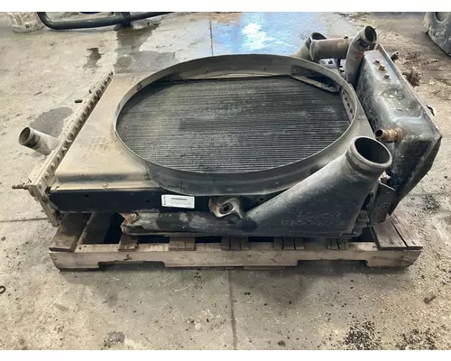 Kenworth T600 Cooling Assembly. (Rad., Cond., ATAAC)