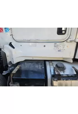 Kenworth T600 Cowl