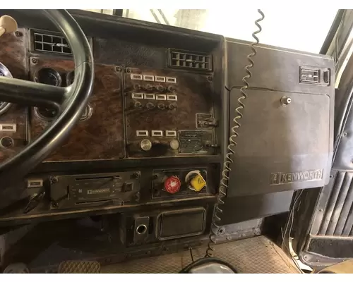 Kenworth T600 Dash Assembly