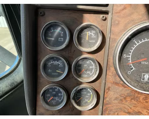 Kenworth T600 Dash Assembly