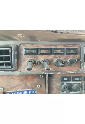 Kenworth T600 Dash Assembly