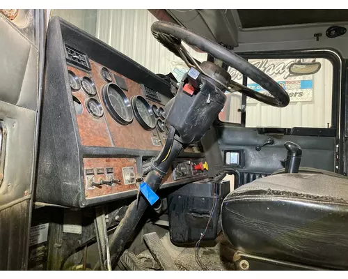 Kenworth T600 Dash Assembly