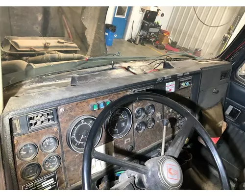 Kenworth T600 Dash Assembly