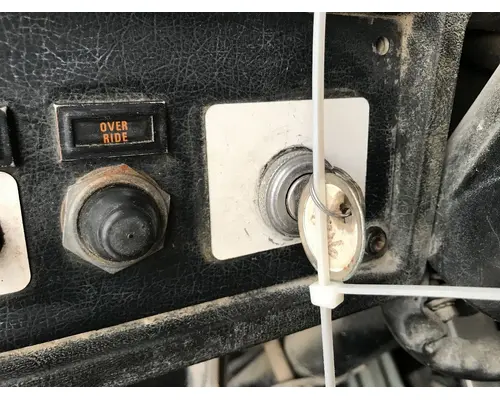 Kenworth T600 Dash Assembly