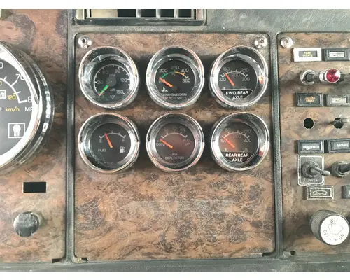 Kenworth T600 Dash Assembly